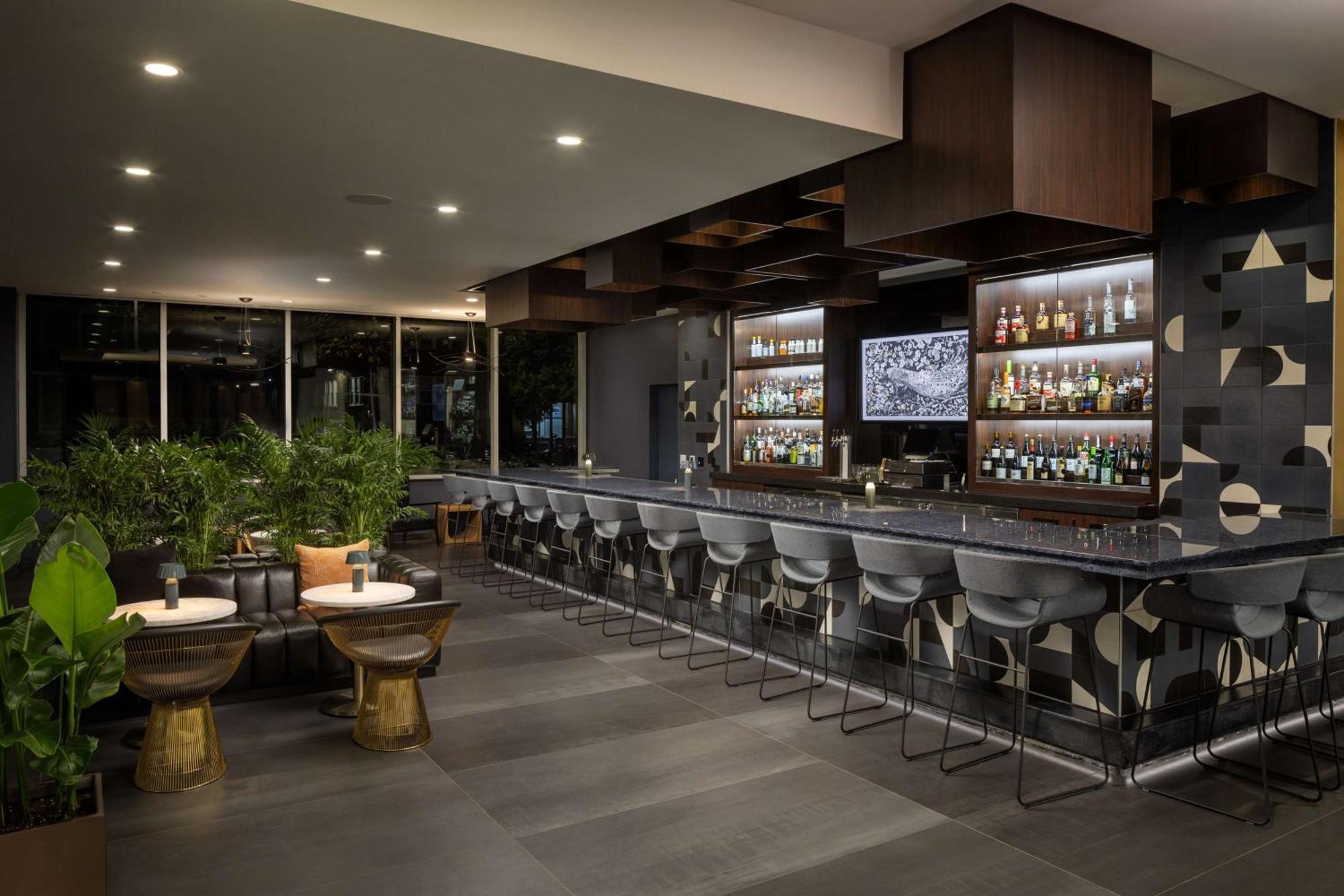 Hampton Inn & Suites Rochester Downtown Bagian luar foto