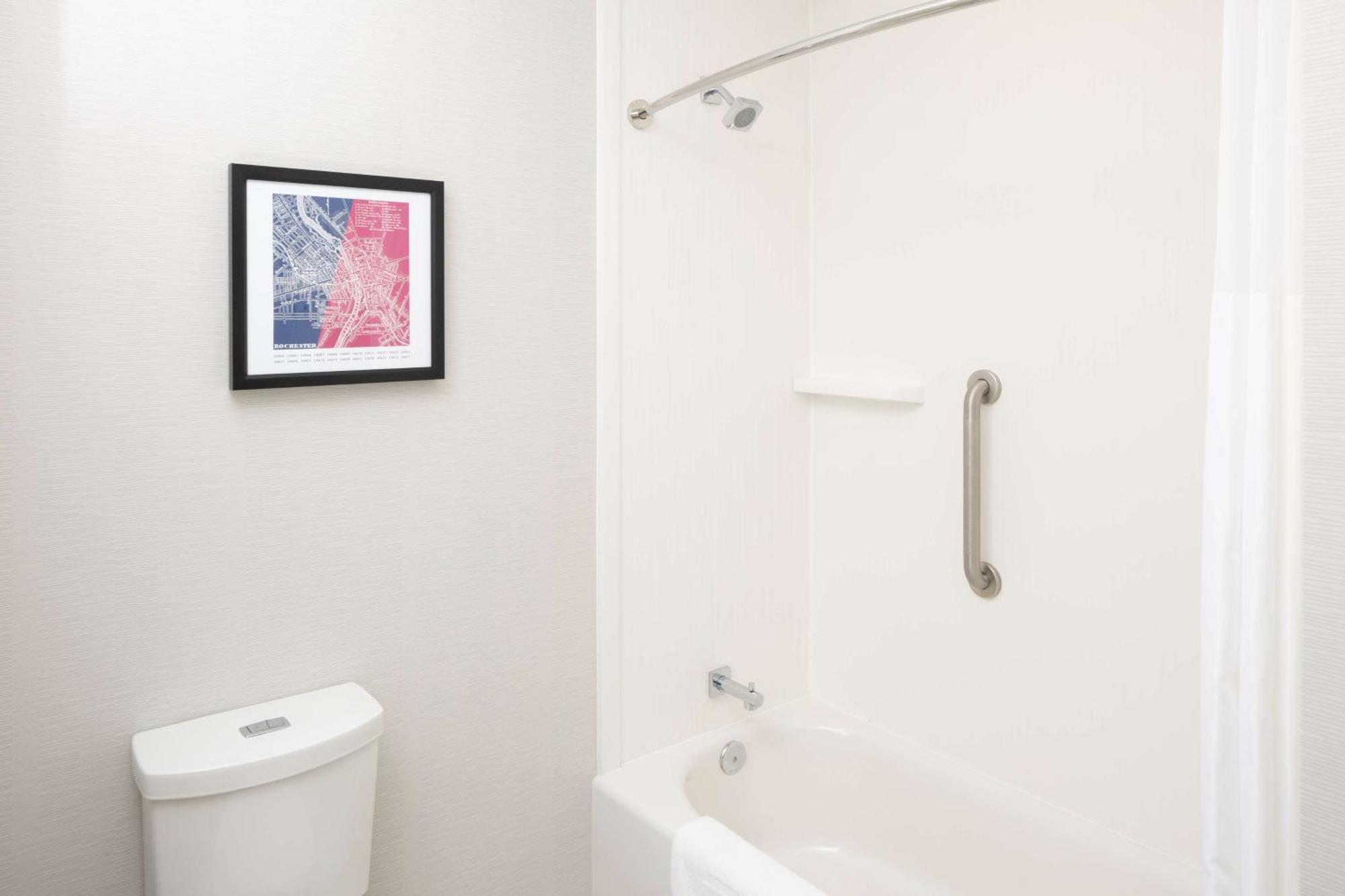 Hampton Inn & Suites Rochester Downtown Bagian luar foto
