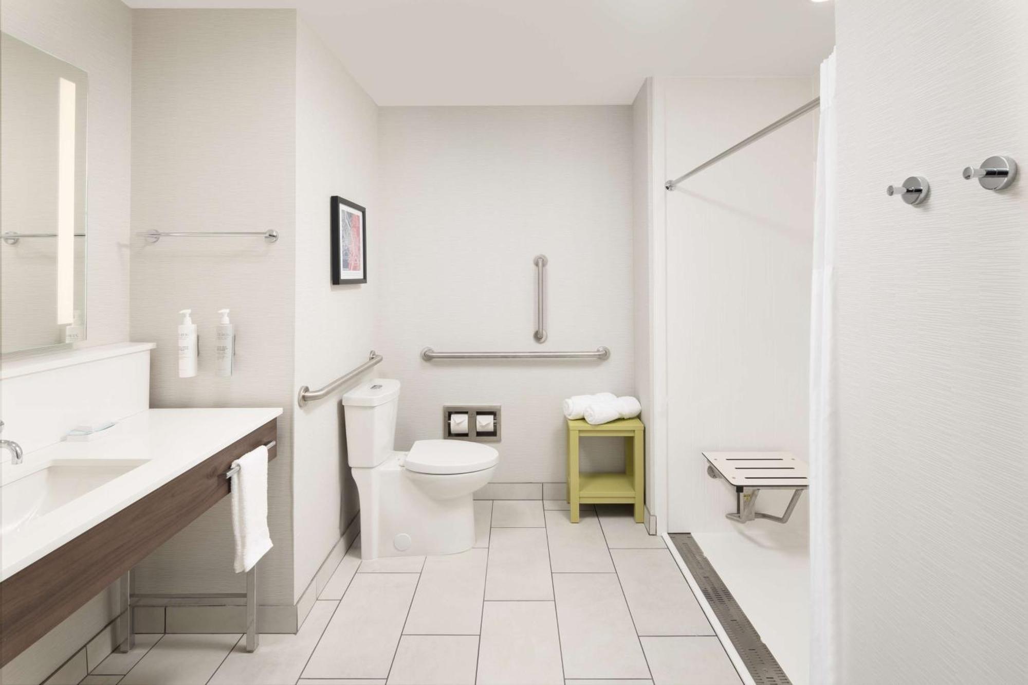 Hampton Inn & Suites Rochester Downtown Bagian luar foto