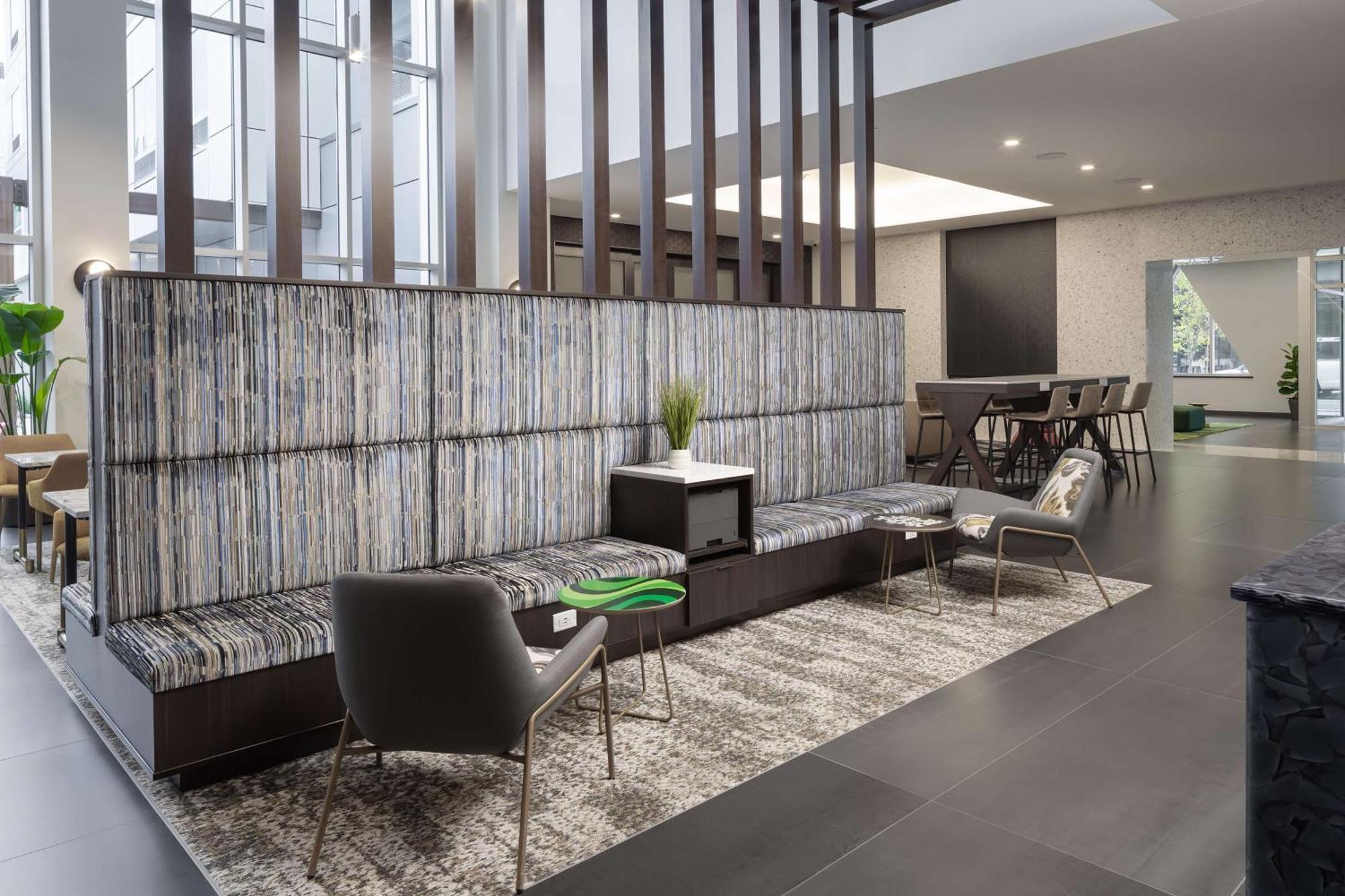 Hampton Inn & Suites Rochester Downtown Bagian luar foto