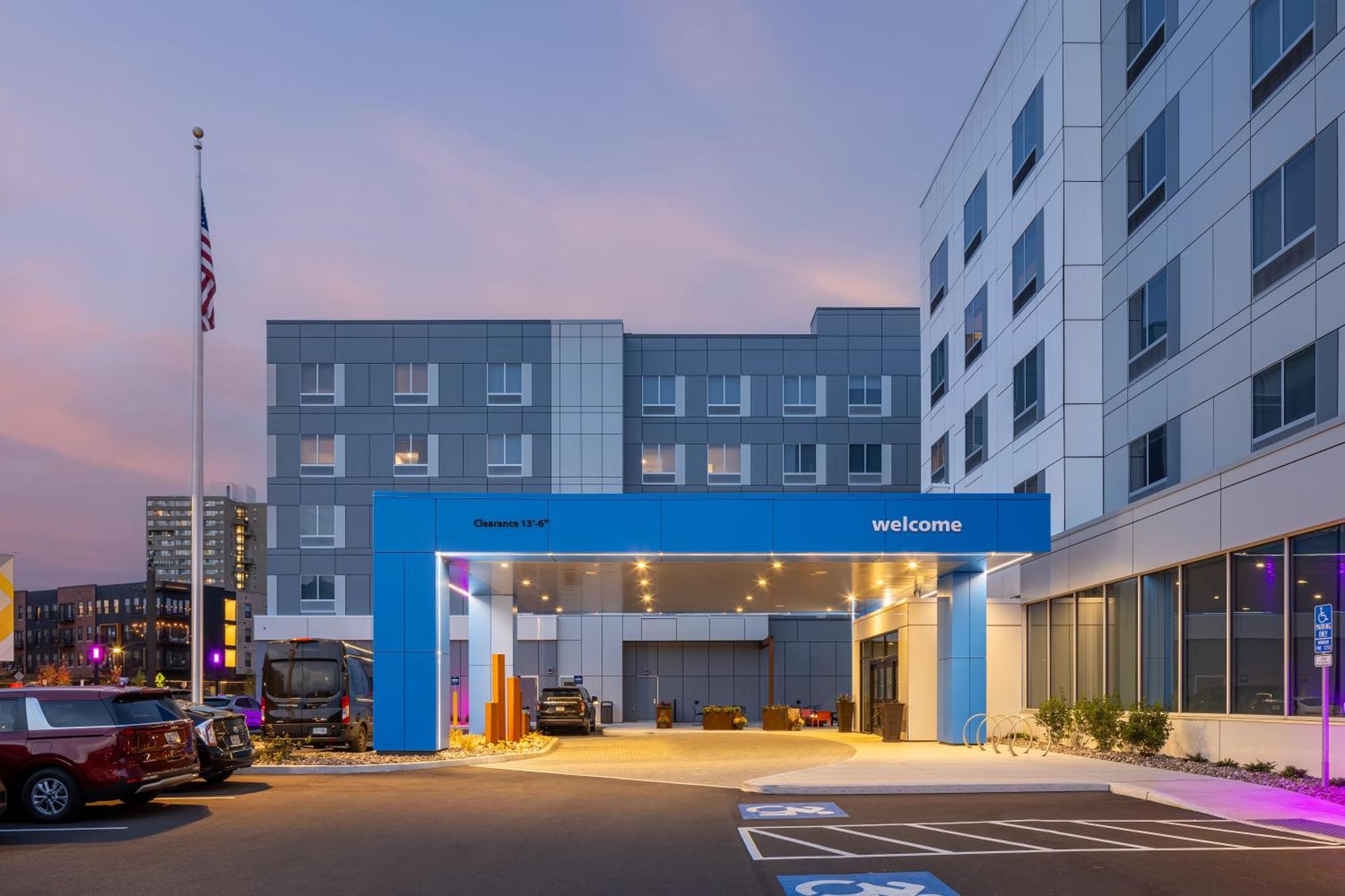 Hampton Inn & Suites Rochester Downtown Bagian luar foto